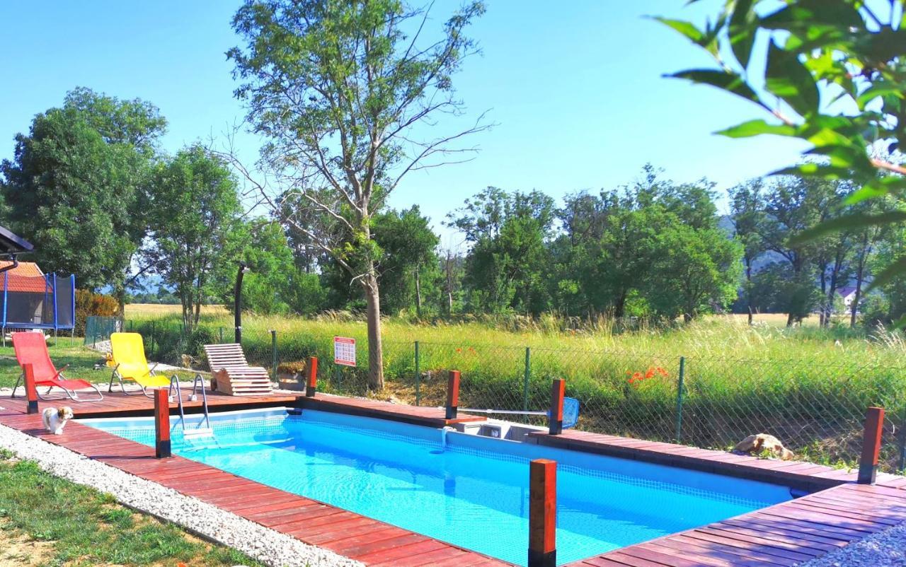 Holiday Home Melani Sinac Екстериор снимка